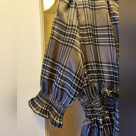 Silky blouse - Picture 4 of 8